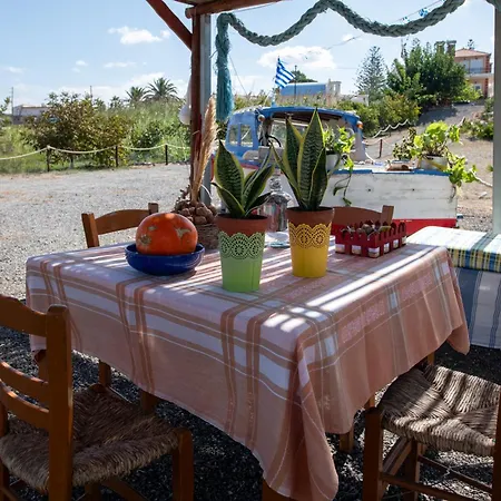 Socrates Holidays Apt. 1 With Pool Near The Daire Kamisianá