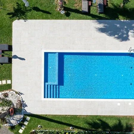 Socrates Holidays Apt. 1 With Pool Near The Апартаменты *